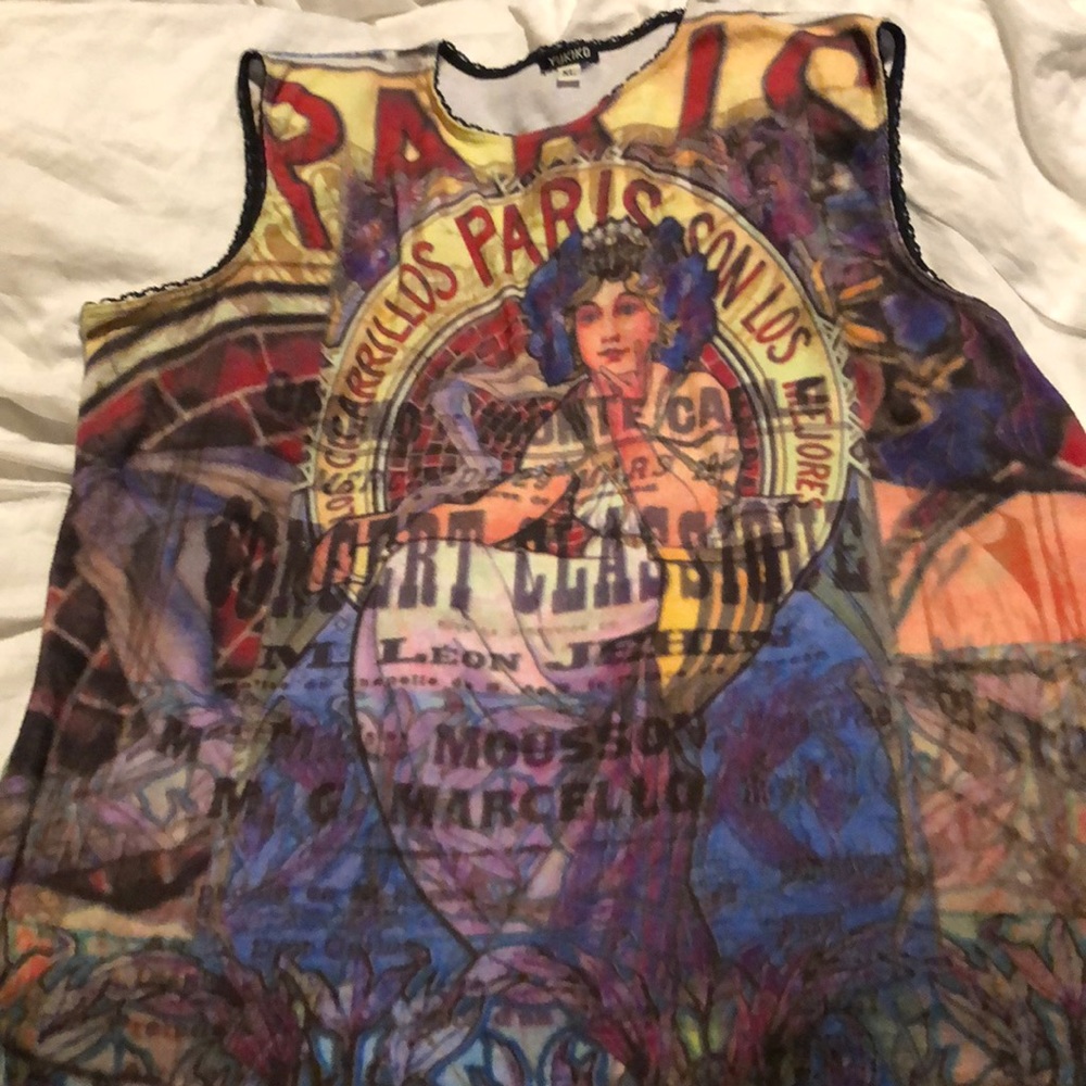 Yukiko beautiful tank top